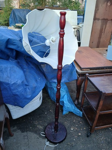 Wooden floor lamp - wooden,